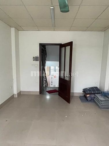 CHO THUÊ SÀN VP 70M2 - THANG MÁY, GẦN NGÃ TƯ NGUYỄN TRÃI, NGUYỄN XIỂN,