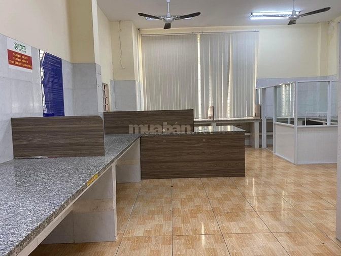 Cho thuê văn phòng + KHO Mặt Tiền Phan Văn Trị, Gò Vấp DT: 300m2