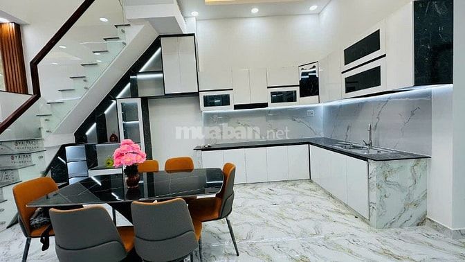 Nhà Thật giá thật 100m2 gì 610Tr bình Chánh sổ Hồng riêng  