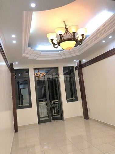 Nhà phân lô khu Đầm Trấu, HBT làm văn phòng cty, 60m2, 5 tầng. 21tr/th