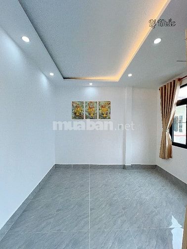 Nhà lầu đẹp Hẻm 73 Nguyễn Trãi, ngay tuyến phố thời trang