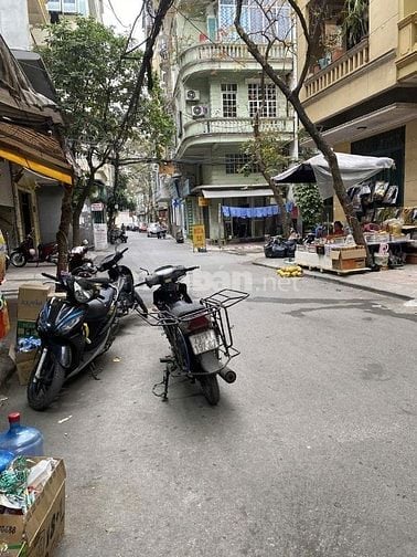 Cho thuê nhà tầng 1 làm cửa hàng, văn phòng phố Kim Mã, Ba Đình