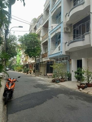 Bán khách sạn Bàu Cát, Phường 14, Quận Tân Bình, 23 phòng