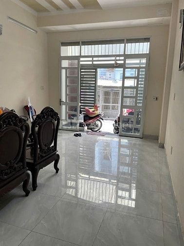 🏠💯 nhà 4x16 2 lầu st 4pn dương Quảng Hàm Gò Vấp. Giá 14tr