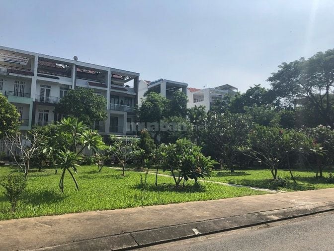 Bán BT Sadeco Phước Kiển, giá thỏa thuận, 190m2, Nhà Bè, HCM