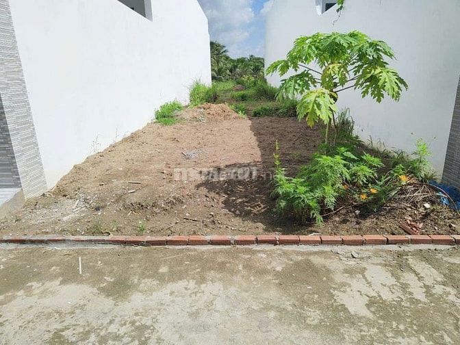 Bán đất nền thổ cư 100% Phú Hào Tp. Bến Tre 138,5 m2