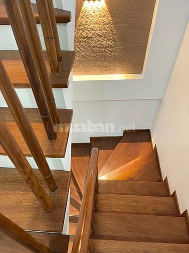 Nhà dân thoáng trước sau-Ôtô 7 chỗ đỗ cửa phố Lê Trọng Tấn 40m2*5 Tầng