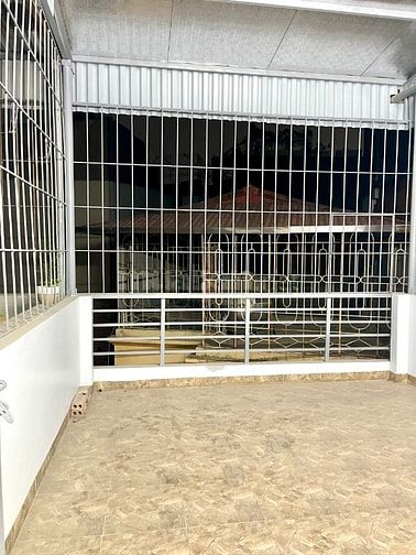 Nhà dân thoáng trước sau-Ôtô 7 chỗ đỗ cửa phố Lê Trọng Tấn 40m2*5 Tầng
