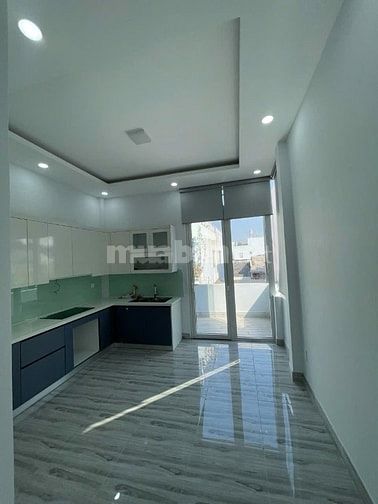 Hẻm xe hơi 3 mặt tiền VIP-căn góc thoáng-cho thuê 27Tr/Tháng-gần chợ