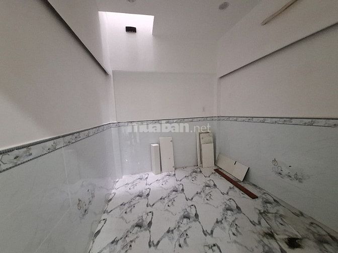 Nhà mới tuyệt đẹp, Bến Bình Đông, P13, Q8. Nhà 3mx17m, 1trệt, 1lầu, ST