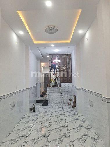 Nhà mới tuyệt đẹp, Bến Bình Đông, P13, Q8. Nhà 3mx17m, 1trệt, 1lầu, ST