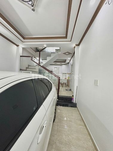 Bán nhà khu VIP ngã 4 Phú Nhuận - Hẻm xe hơi thông - Nhà mới nở hậu 