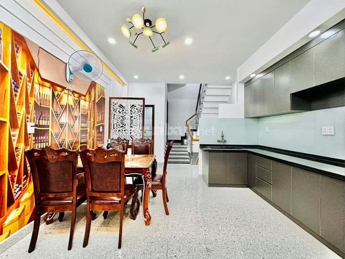 Khu Vip quận3, Giáp Quận1- 3,85tỷ/ 54m2. Nguyễn Thị Minh Khai, Phường5