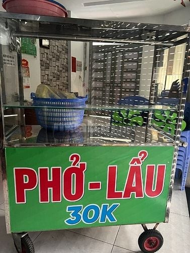 Không người trông coi nghĩ bán cần thanh lí đồ dùng của quán phở  lẩu