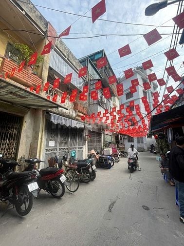 BÁN NHÀ MẶT NGÕ KINH DOANH, SÁT TRƯỜNG ĐẠI HỌC THỦY LỢI, ĐẠI HỌC Y