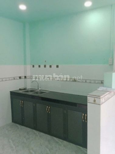 Cho thuê nhà hẻm 2,5m Nguyễn Thị Thập P.Tân Phú Q.7 giá 6 triệu 32m².