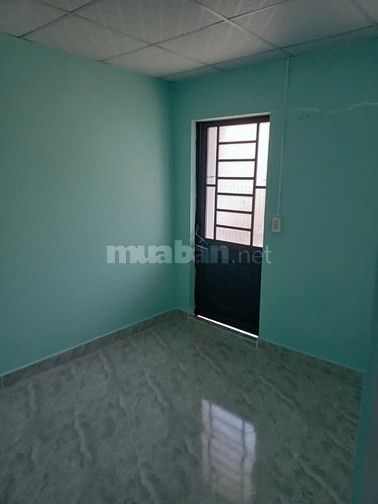 Cho thuê nhà hẻm 2,5m Nguyễn Thị Thập P.Tân Phú Q.7 giá 6 triệu 32m².