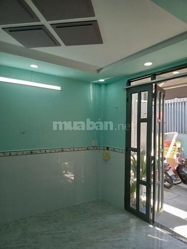 Cho thuê nhà hẻm 2,5m Nguyễn Thị Thập P.Tân Phú Q.7 giá 6 triệu 32m².