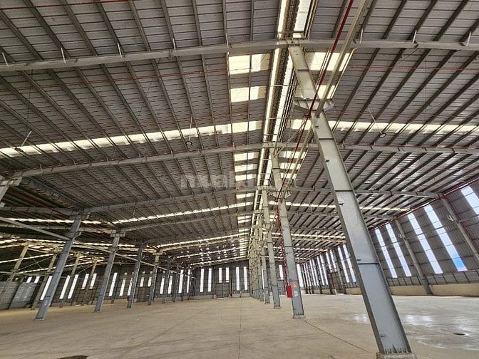 Cho thuê kho xưởng KCN Bình Chánh , KV : 3.500m2 , xây dựng : 2.300m2