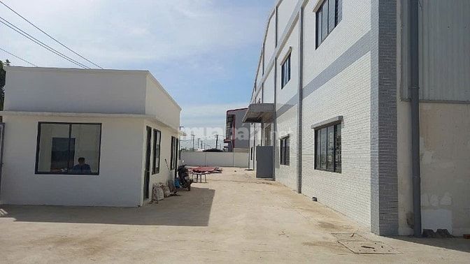 Cho thuê kho xưởng 15.000m2 , KV : 30.000m2 tại  Bến Lức , Long An