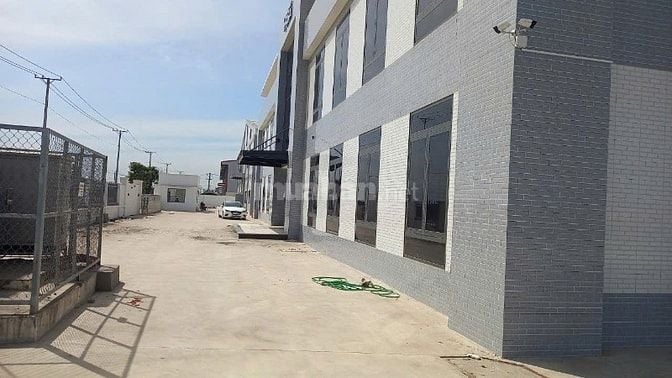 Cho thuê kho xưởng 15.000m2 , KV : 30.000m2 tại  Bến Lức , Long An