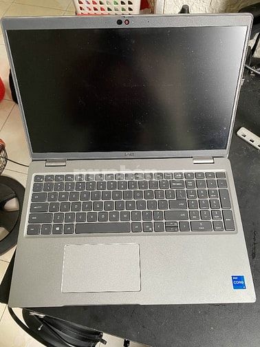 Laptop Dell Precision 3560 32GB 512 GB còn BH 8th