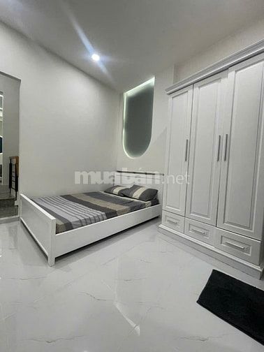 Bán nhà mới 1 lầu 2pn 3wc riêng đường nhánh Trần Xuân Soạn quận 7 