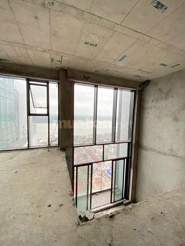  Bán căn Penthouse Sun Ancora Lương Yên, DT gần 200 m2, ở sướng!