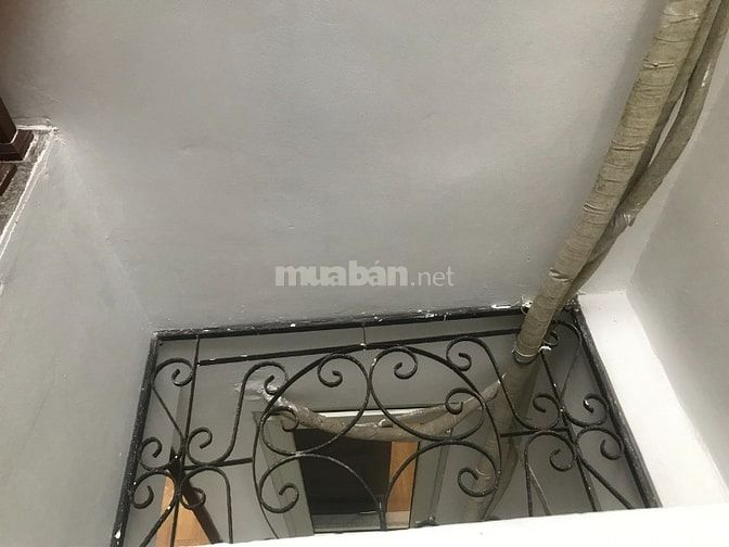 Bán nhà Ngọc Thụy 41m2x4T trung tâm quận ,giá 5,7 tỷ 