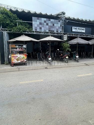 cần bán lại lô đất 373m2 đang cho thuê bán cafe ở Củ Chi giá 950tr