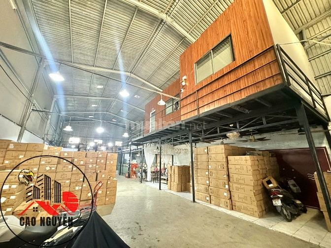 Xưởng Văn Phòng 330m2, Đường Ao Đôi, Hẻm xe container. lh 0779561865.