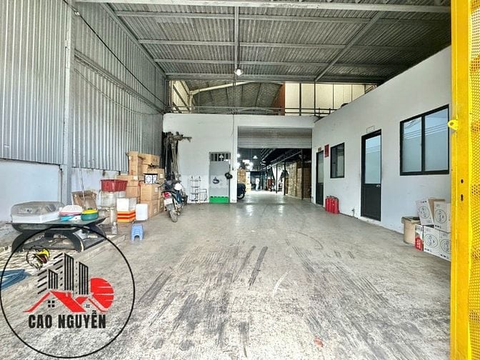 Xưởng Văn Phòng 330m2, Đường Ao Đôi, Hẻm xe container. lh 0779561865.