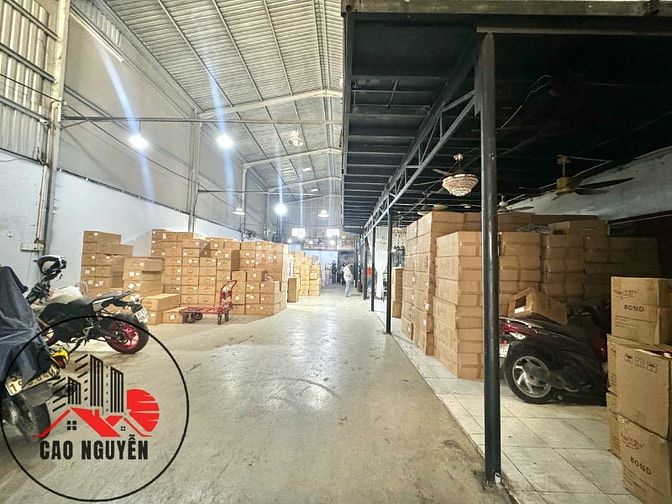 Xưởng Văn Phòng 330m2, Đường Ao Đôi, Hẻm xe container. lh 0779561865.