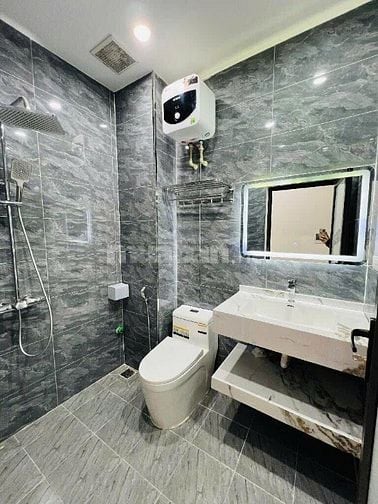 Bán căn THANH NHÀN - HBT 50m2 giá 8.x tỷ giá rẻ đón TẾT