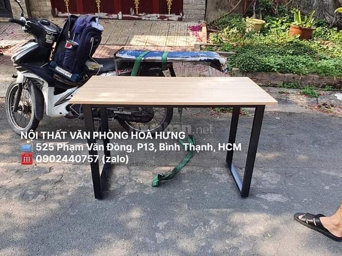 Bộ bàn chân sắt chữ U 1m2 + ghế xoay lưới vuông mới 100%