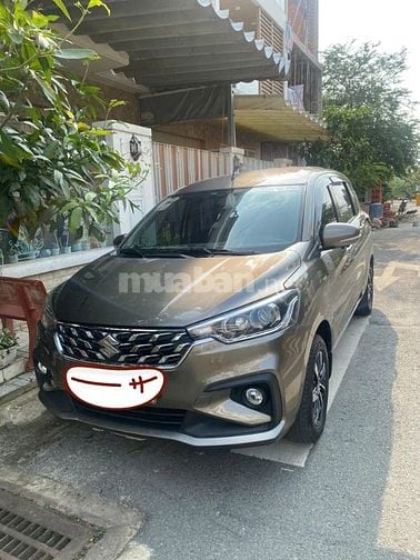 xe 7 chổ Suzuki Ertiga Hybrid 2022 nhập khẩu số tự động