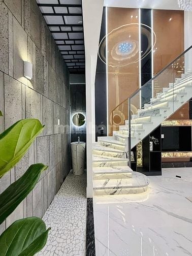 Bán nhà ở đường Trần Hoà, phường 10, quận 5, giá 2 tỷ 850 triệu