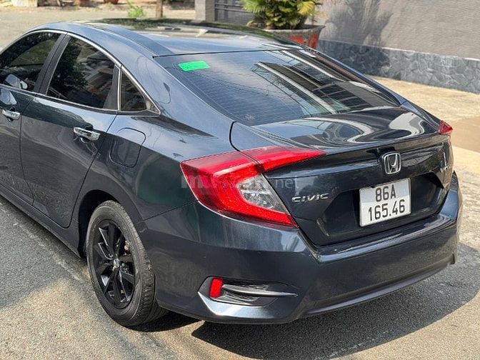 Bán xe Honda CiVic 1.8G Vin 2020. Đăng ký T1/2021. Màu xanh