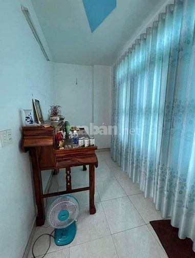 CHỊ LAN BÁN GẤP NHÀ Q5 Đ.TRẦN HƯNG ĐẠO 55M2 1TY370 SỔ HỒNG RIÊNG