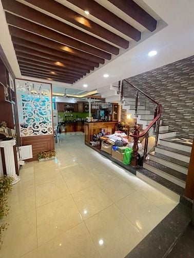 BÁN GẤP NHÀ NGUYỄN XÍ BÌNH THẠNH 60M2 GẦN CHỢ GIÁ 1TY580, HẺM XE HƠI