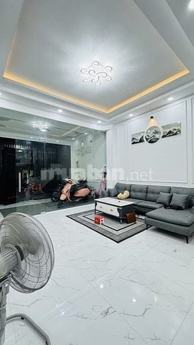 Bán Nhà Hẻm 181 Âu Dương Lân, Ô tô thông, KD, 82M2(5,4x16) 5 Tầng Mới