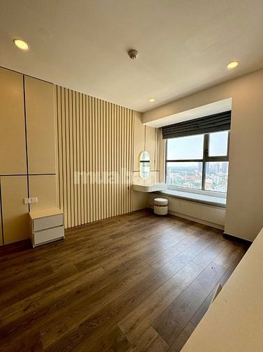 Bán căn 2PN-2WC 69m2, nhà đẹp tầng 17 giá chỉ 3,66 tỷ tại Sky89