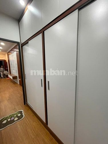 Cho Thuê Nhà TT ngay trên Phố Bà Triệu chỉ 8tr/tháng DT rộng 45m² nhìn