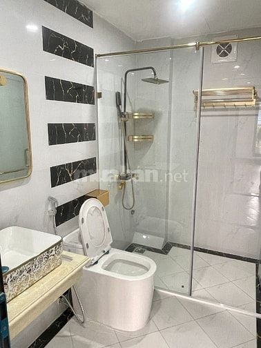 30m2*5T 6,5 tỷ VF3 đỗ cửa 192/248 Lê Trọng Tấn-cách đường 2.5 chỉ200m