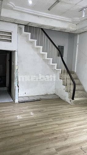 Cho thuê nhà hẻm 5m Trần Bình Trọng P.4 Quận 5 giá 8,5 triệu – 40m2