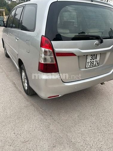 Chính chủ cần bán xe Toyota Innova 2.0e . Sx 2014 