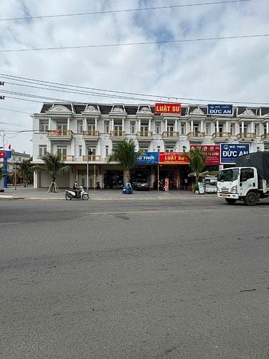 bán căn shophouse liền kề thiết kế 1 Trệt 2 Lầu liền kề tại kdc Phú Mỹ