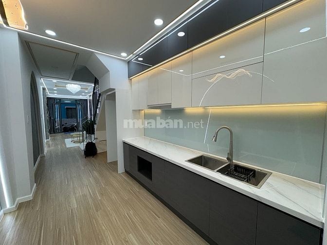 Hẻm nhựa 6m,ôtô 7chỗ vào tận nhà Khu VIP Cô Bắc,3 lầu-Gần Hai Bà Trưng