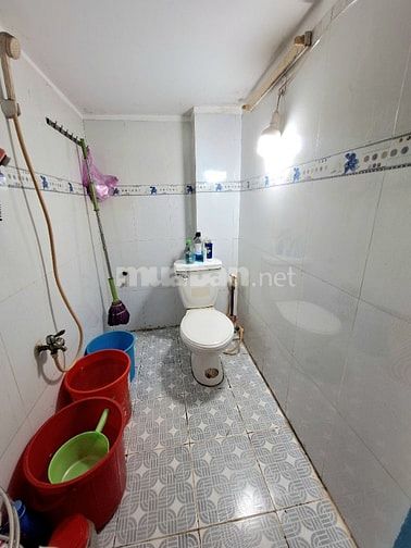 Nhà sát MT Nguyễn Sỹ Cố, P15 Q8. Nhà đúc 1trệt, 1lầu, 3,6m x Dài 7m.