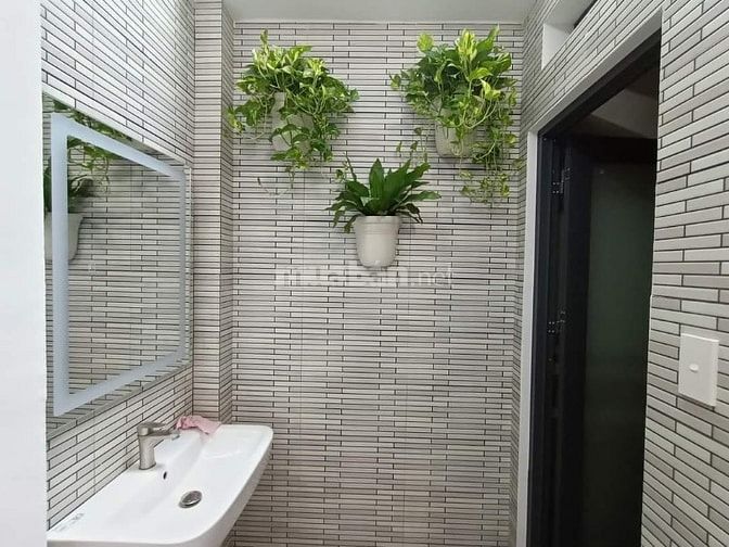 Bán nhà chính chủ hẻm xe hơi Nam Kì Khởi Nghĩa, quận 3. 3 tỷ25 / 52m2